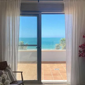ático Al Sol En Primera Línea De Playa Rota